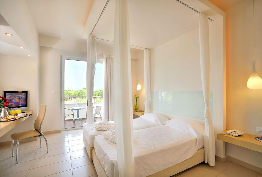 Afandou Bay Resort Suites الغرفة الصورة